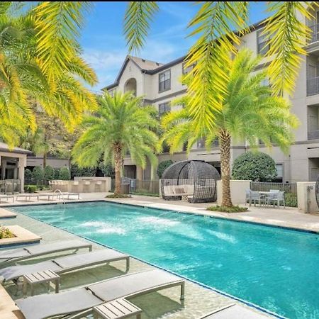 Appartement Chic Retreat-Walk To Nrg-Pool à Houston Extérieur photo