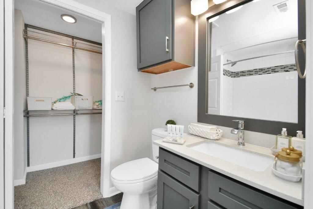 Appartement Chic Retreat-Walk To Nrg-Pool à Houston Extérieur photo